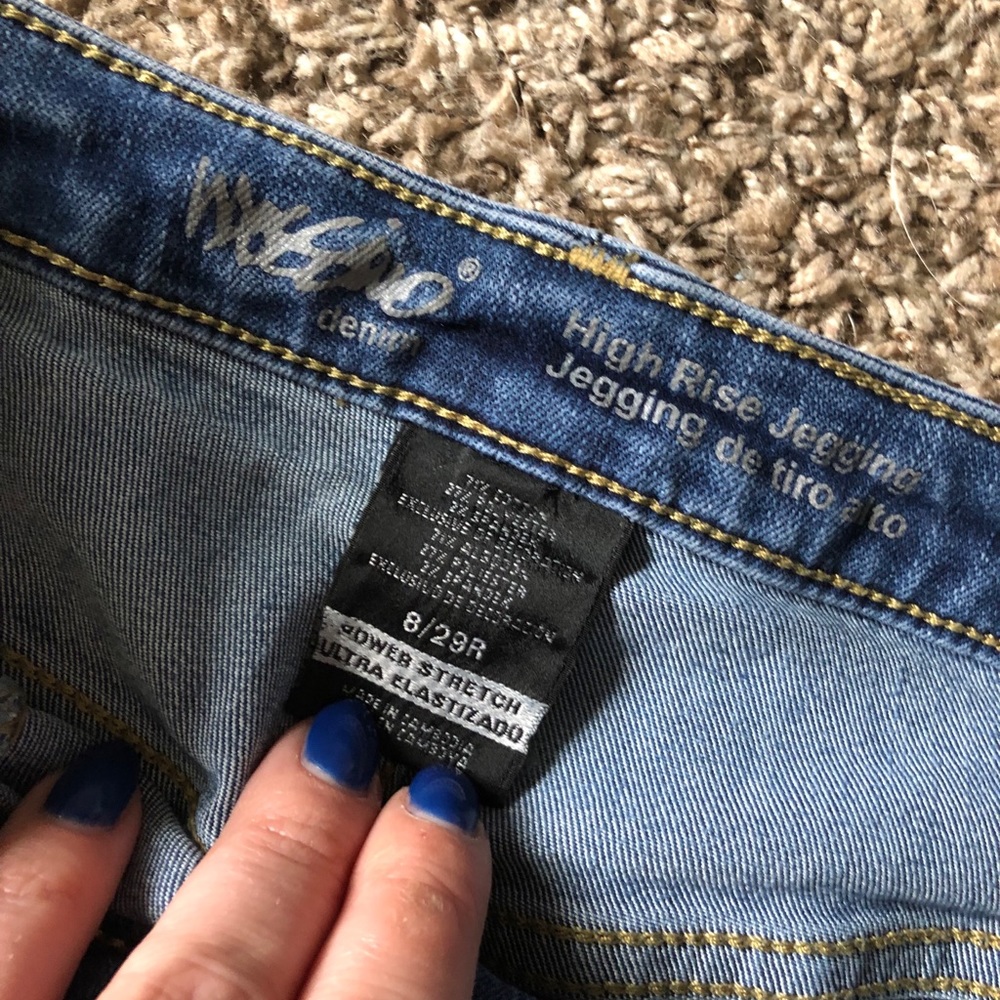 High Rise Jeans - Picture 3 of 3